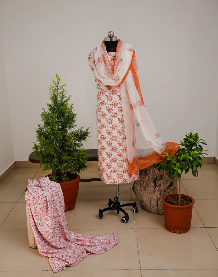 Minimal Florals 3 Pcs Kurta Set - Peach