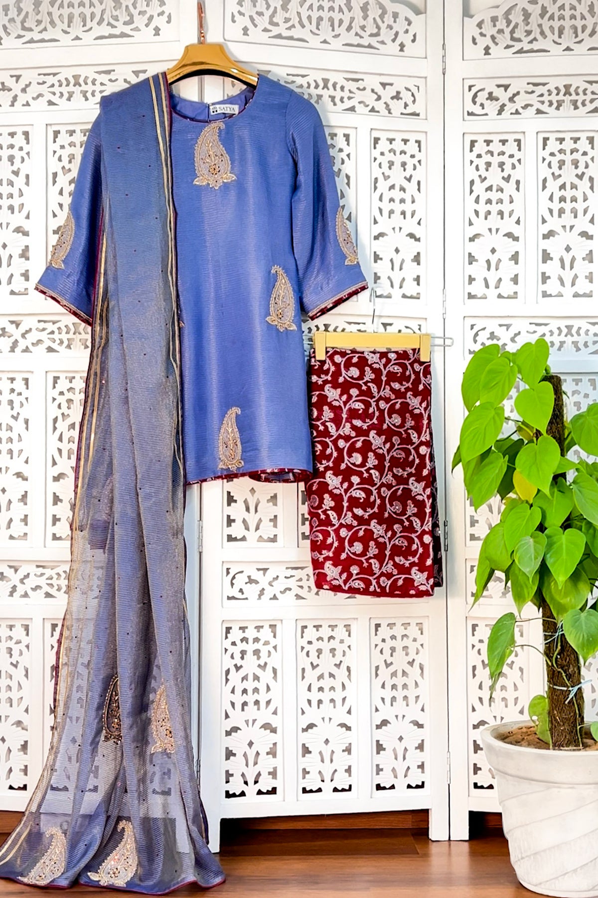 Slate Blue & Gold Paisley Three-Piece Set