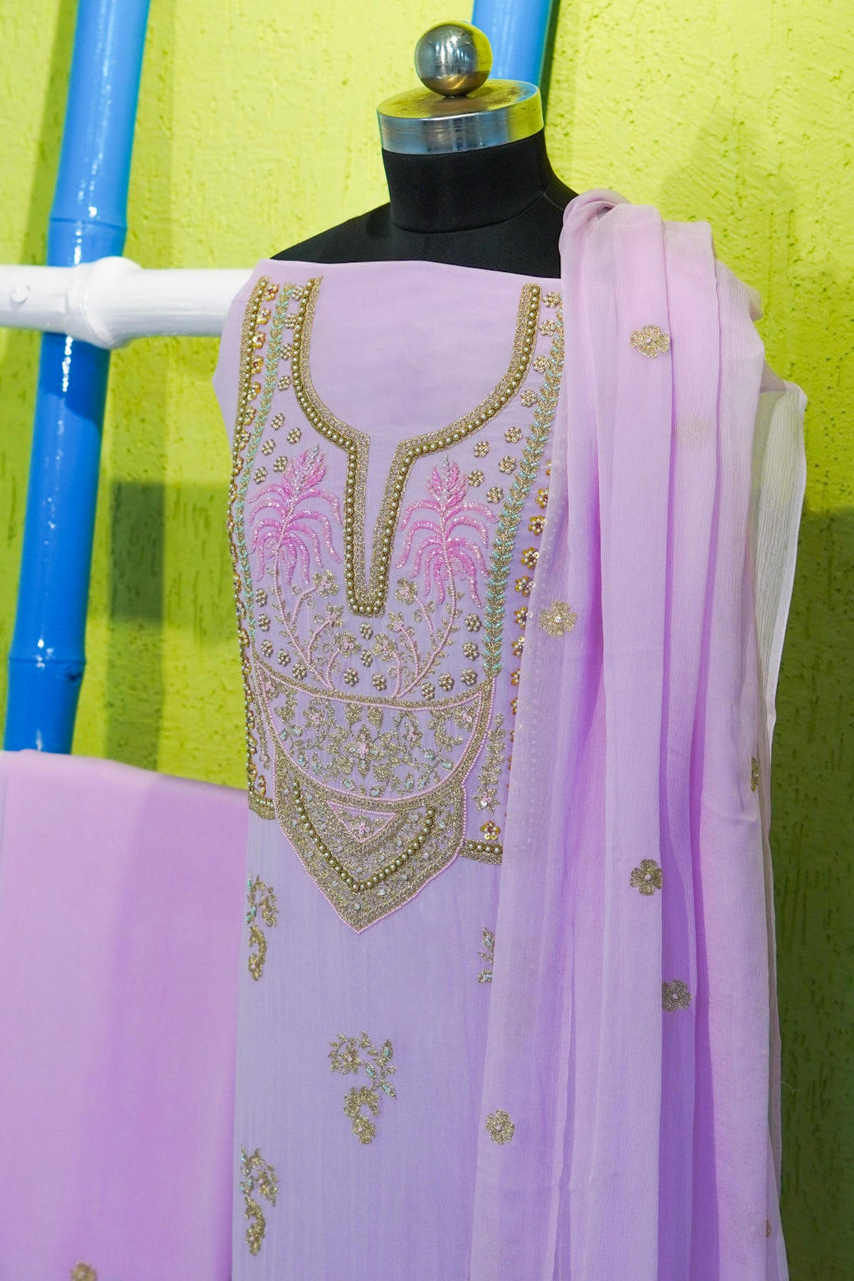 Paakhi Lilac Suit Set