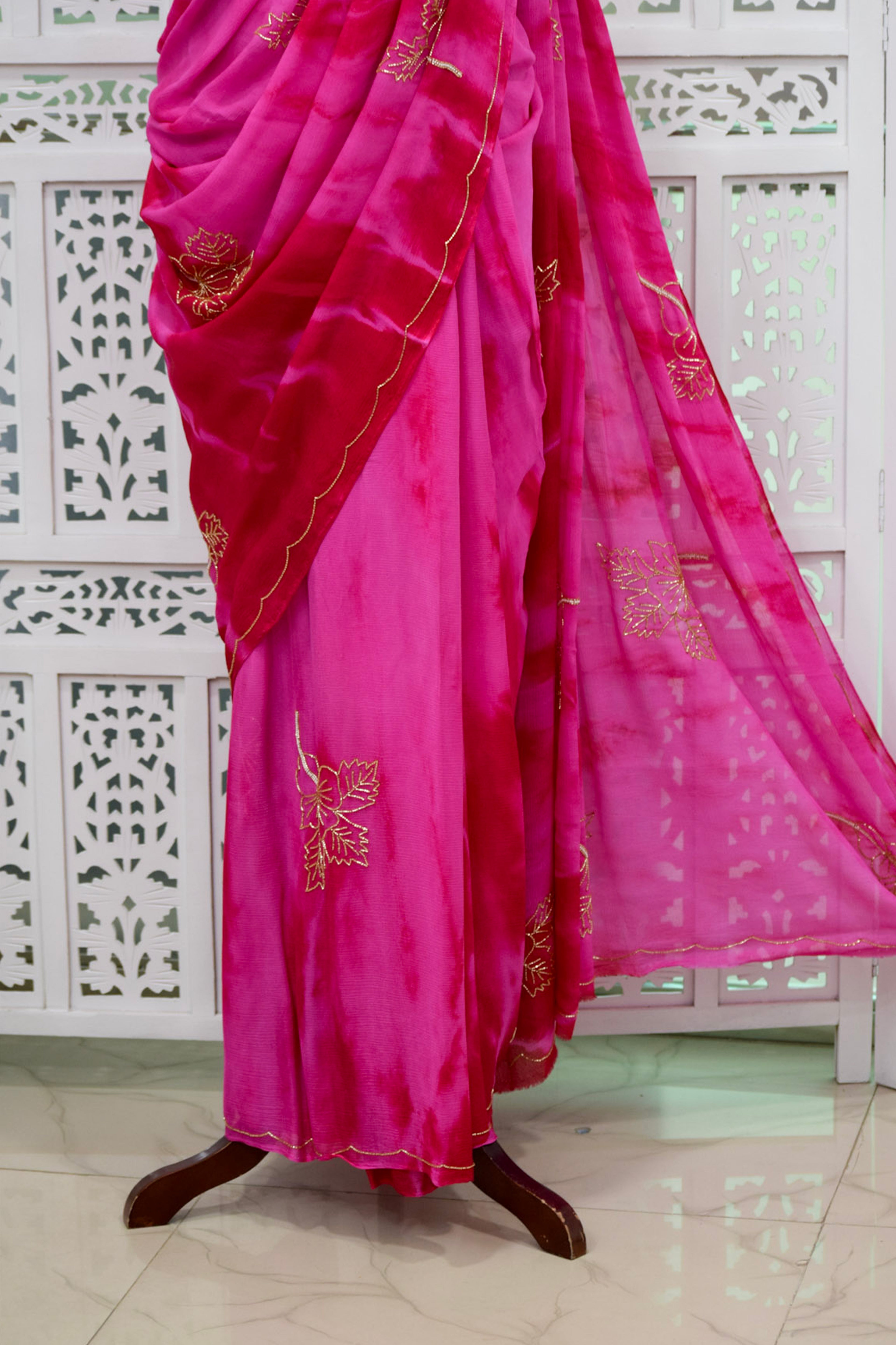Aaranya Magenta-Crimson Tie-Dyed Saree