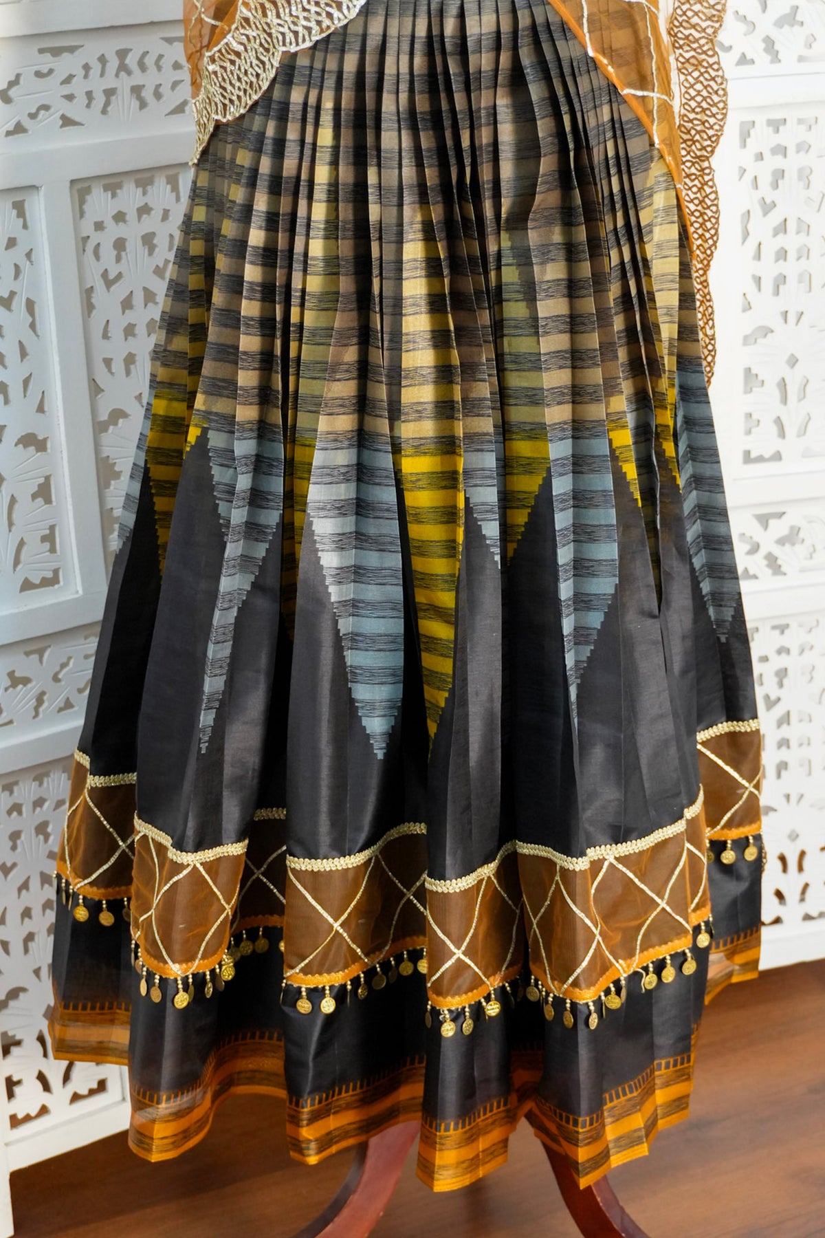 Swarna Lehnga set