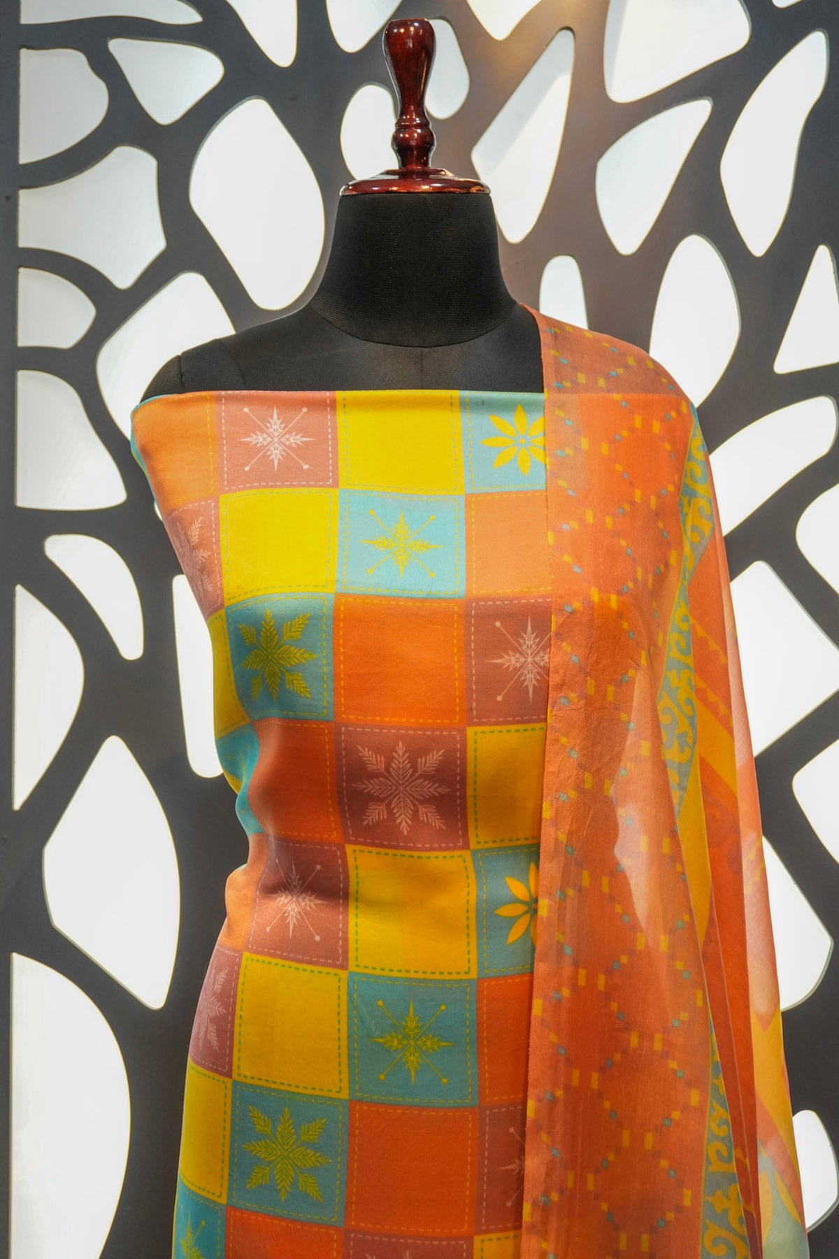 Kavya three-Piece suit set