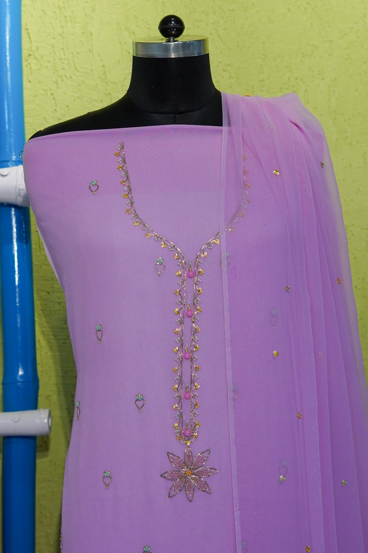 Gulnar Suit Set