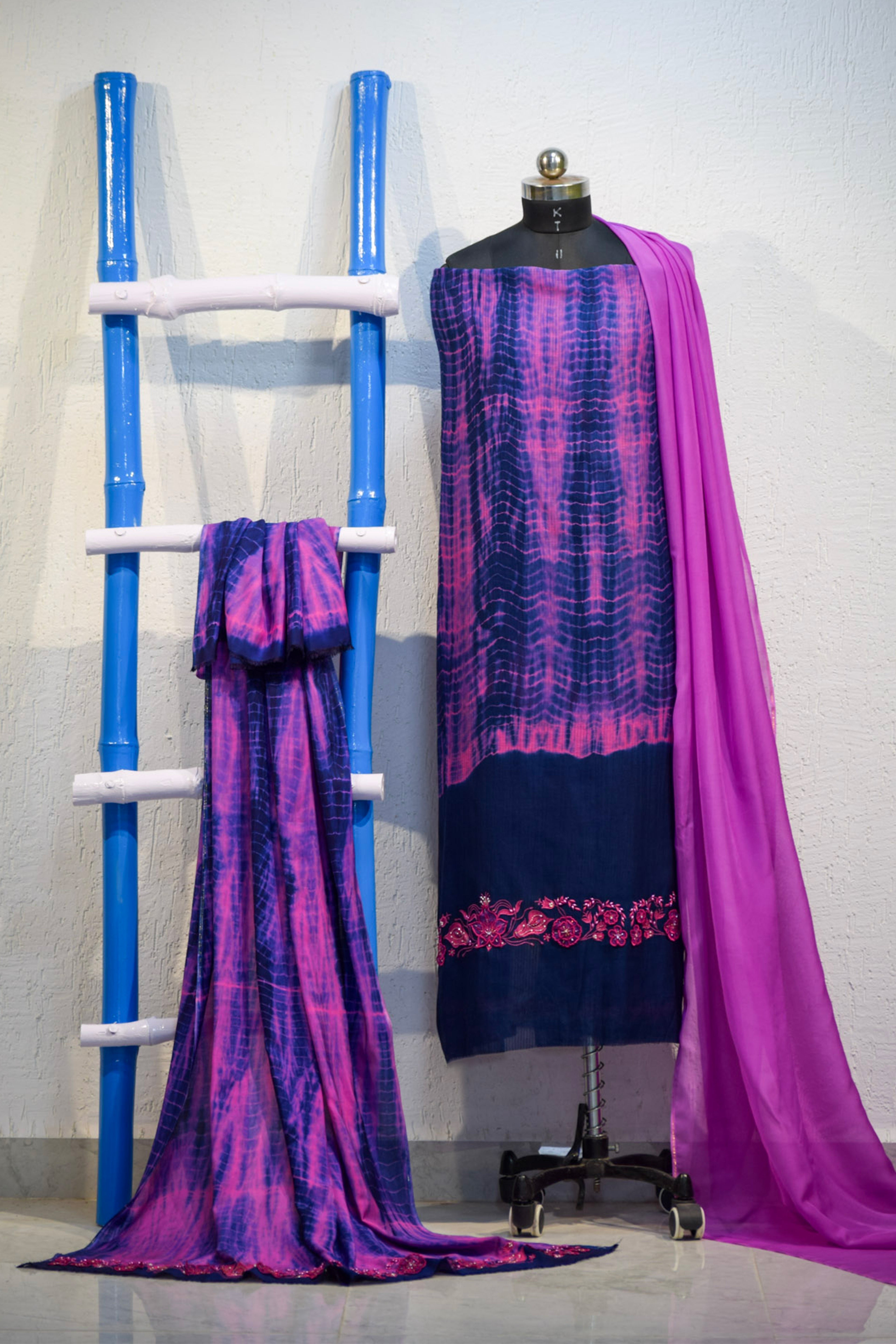 Rang‑e‑Noor Suit Set