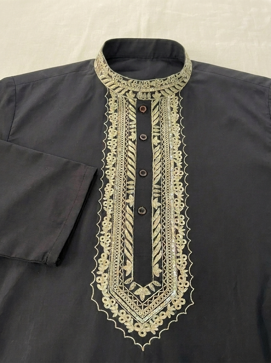 Black Chanderi Silk Kurta Pajama with Baghalpuri Silk Dupatta (BLACK)