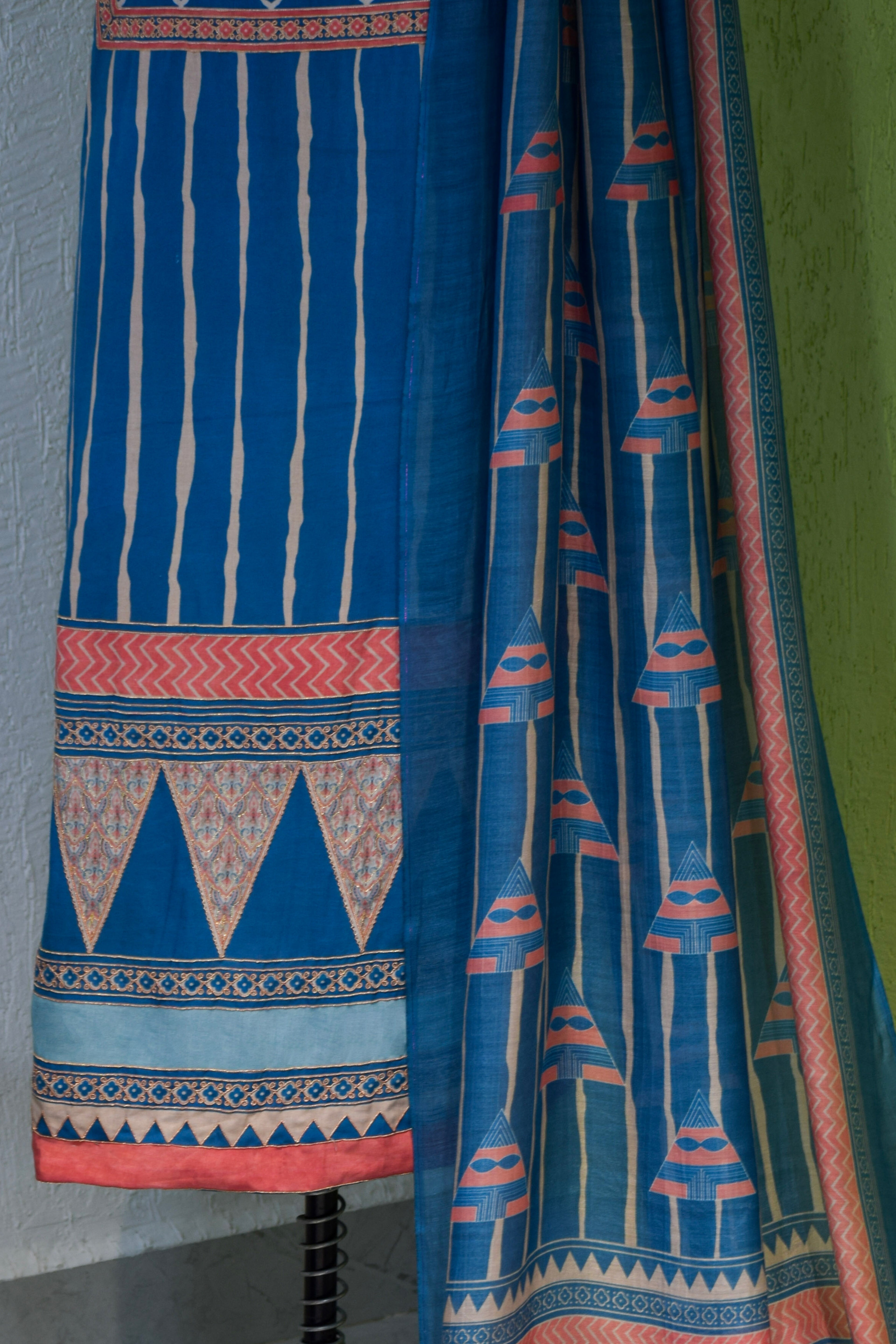Gulzar suit set