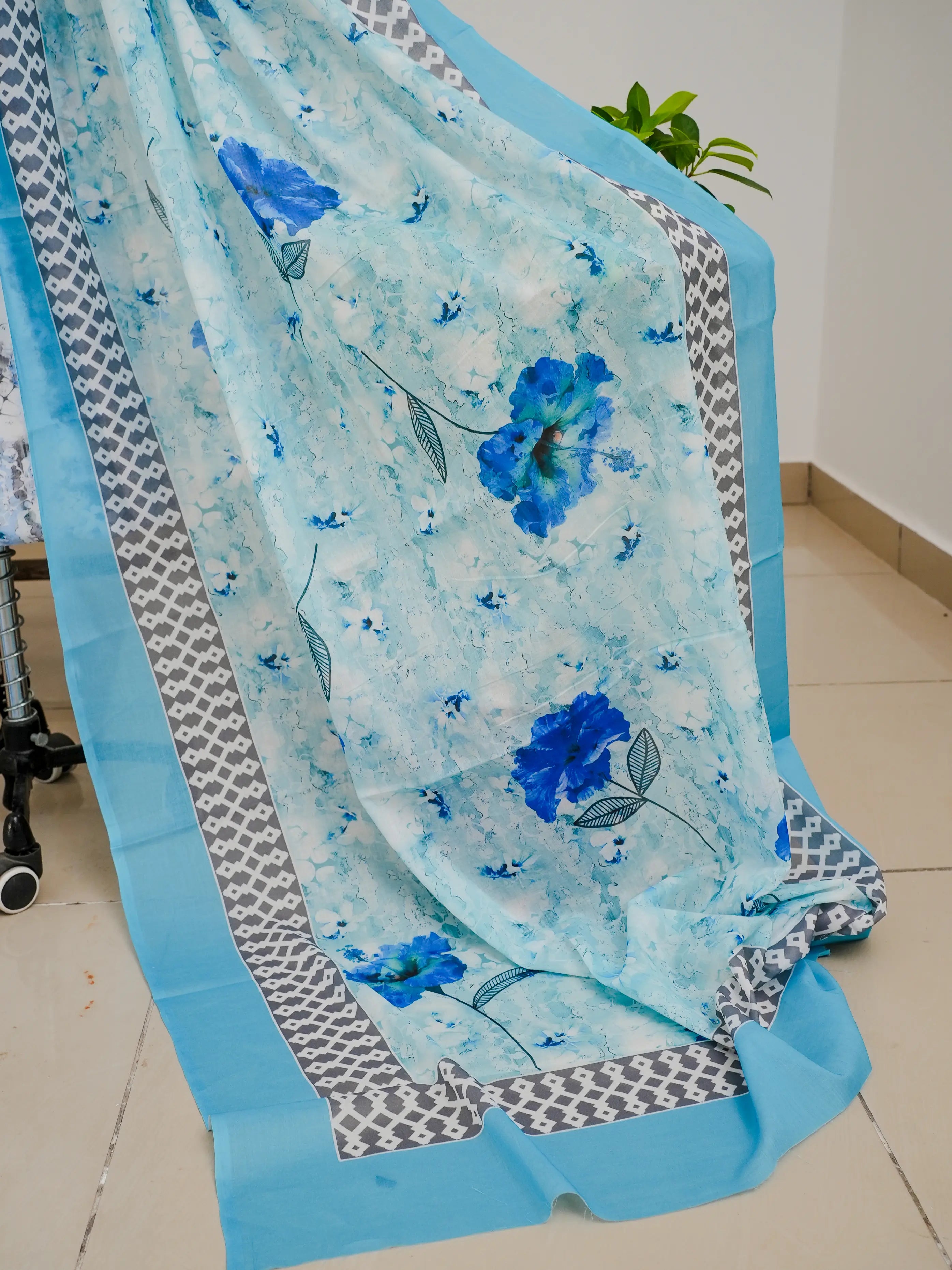 Abstract FLoral 3 Pcs Kurta Set - Blue