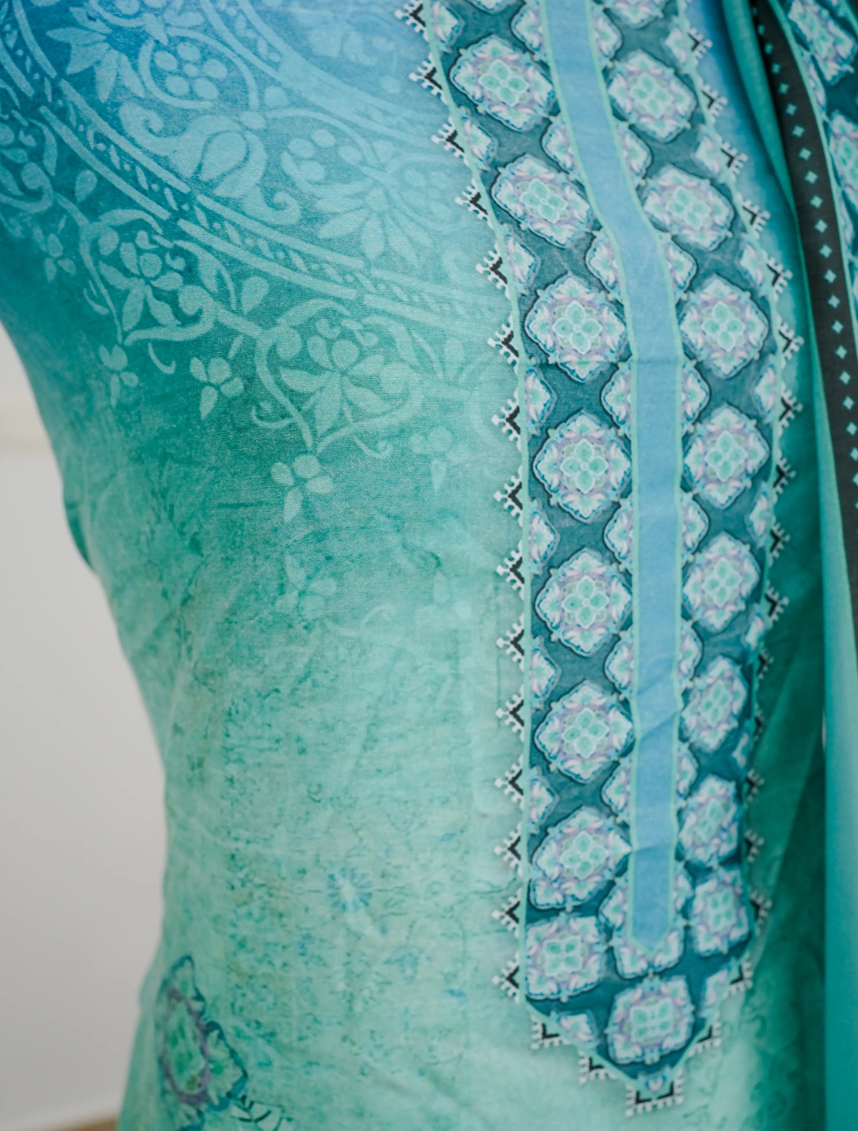 Vintage Floral 3 Pcs Kurta Set - Blue