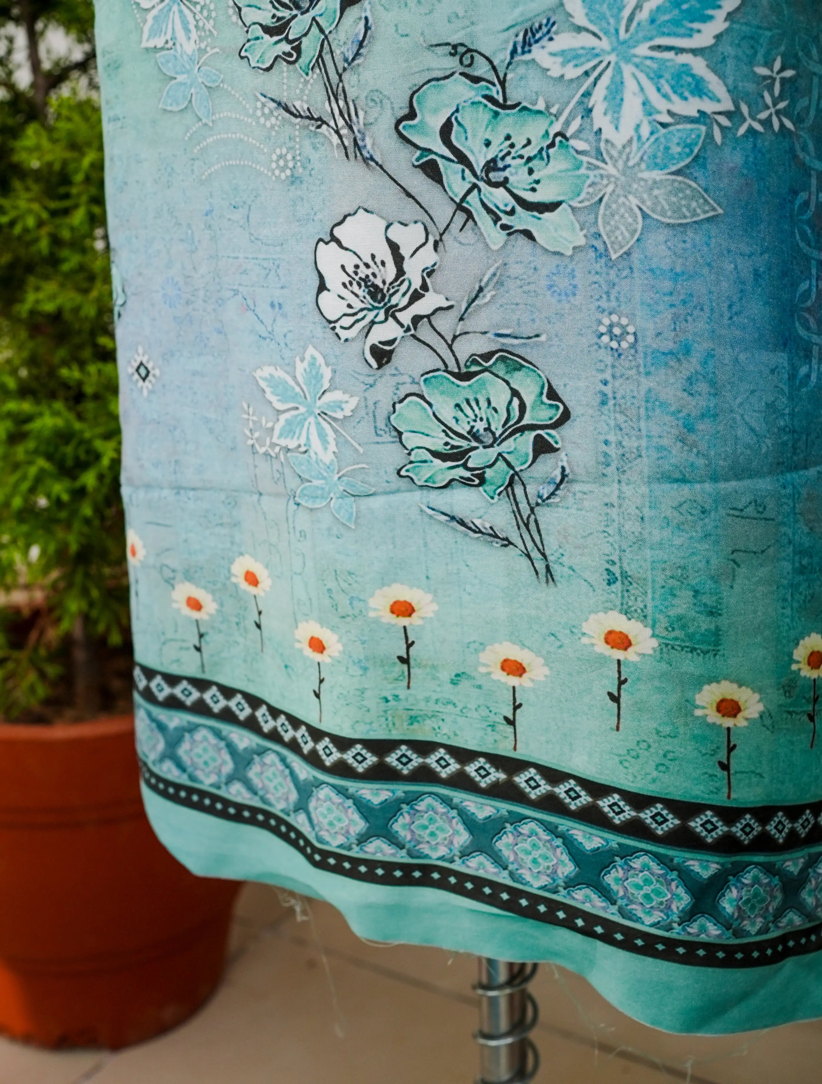 Vintage Floral 3 Pcs Kurta Set - Blue