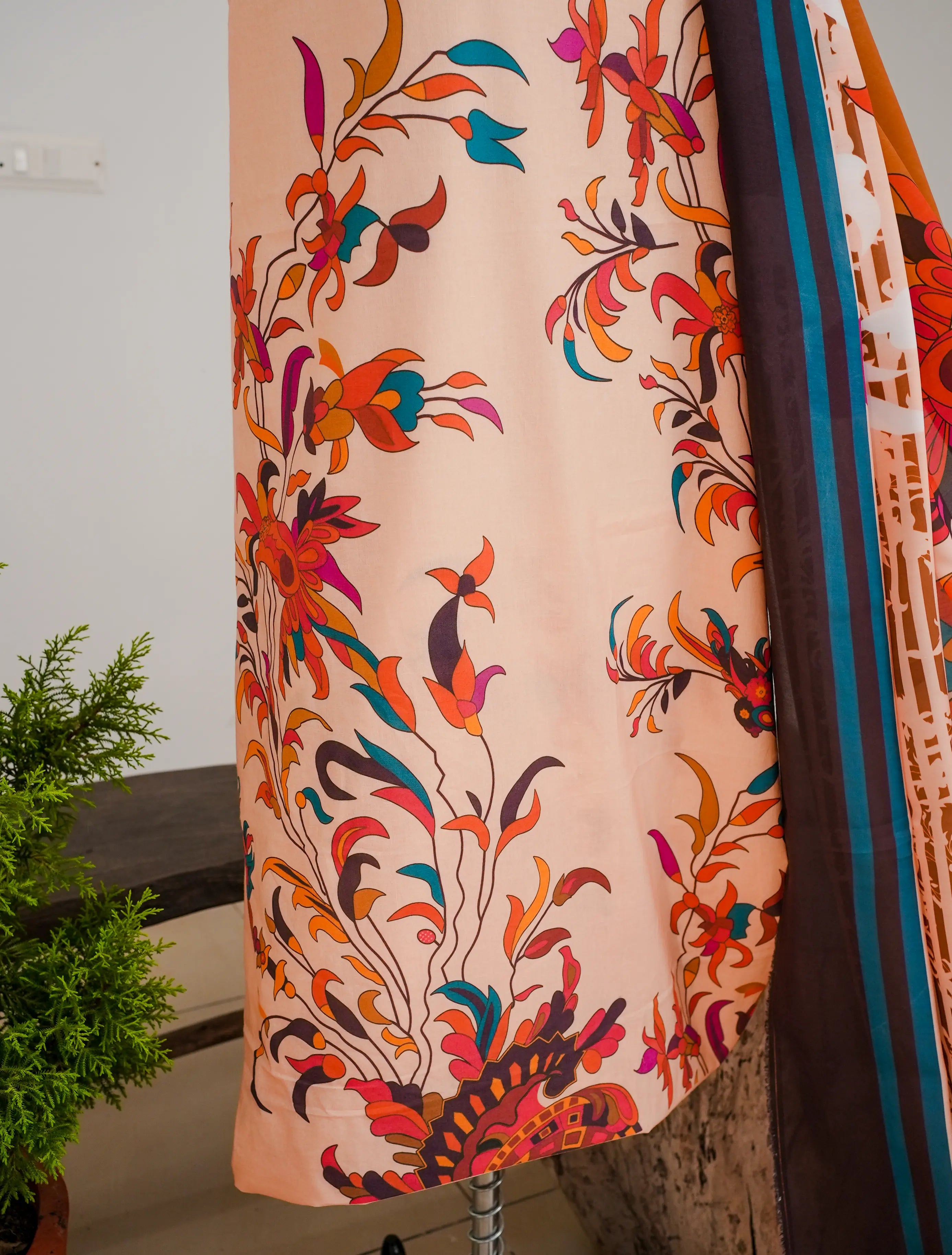 Beidge Abstract 3 Pcs Kurta Set