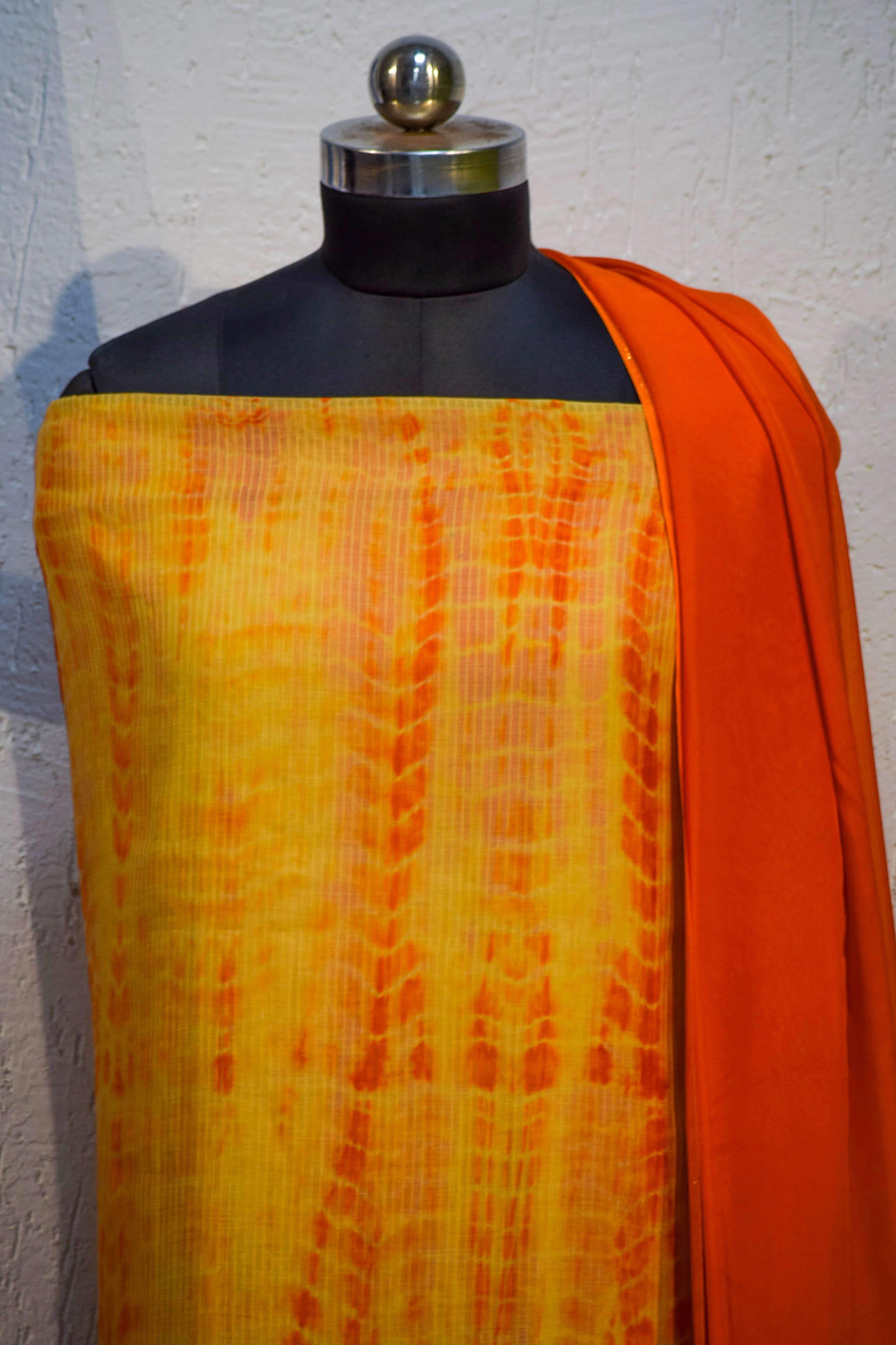 Rang‑e‑Noor Suit Set