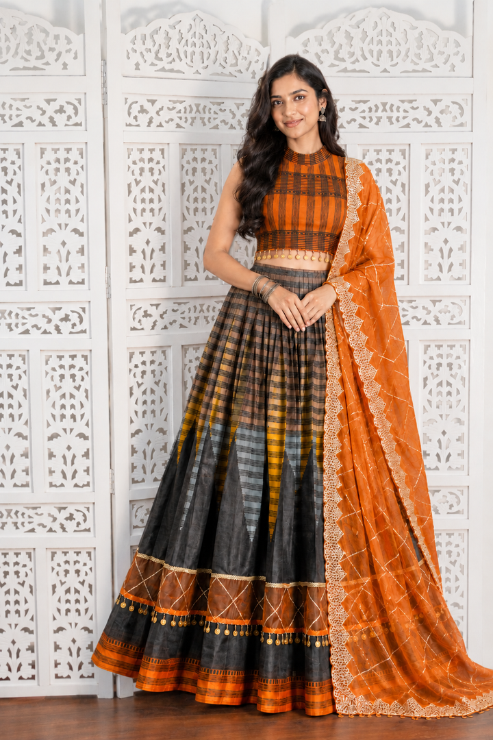 Swarna Lehnga set