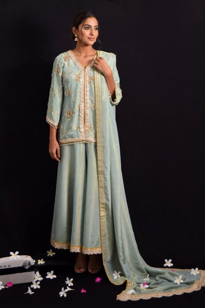 Gulnar Sharara set