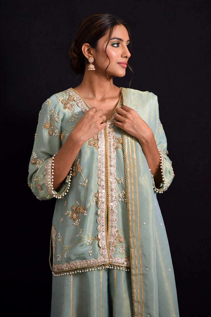 Gulnar Sharara set