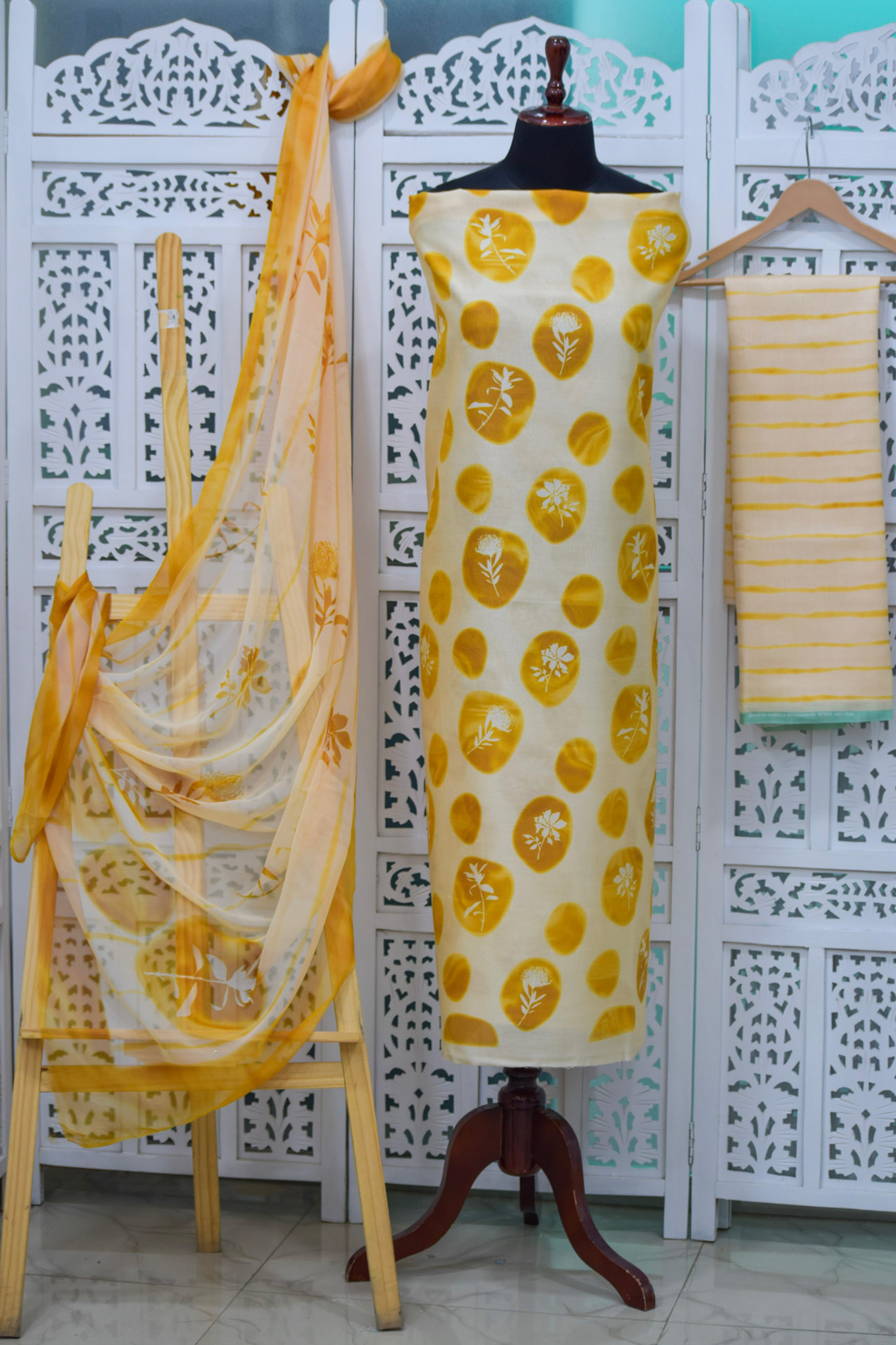 Anaya Suit set